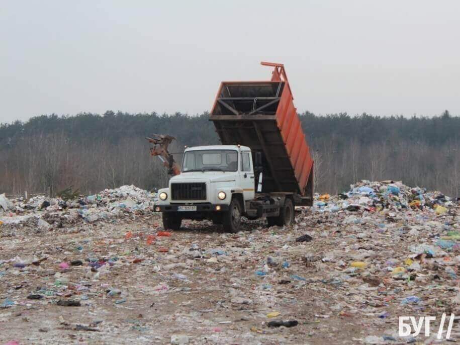 Влада Володимира хоче ввести абонплату за вивезення сміття