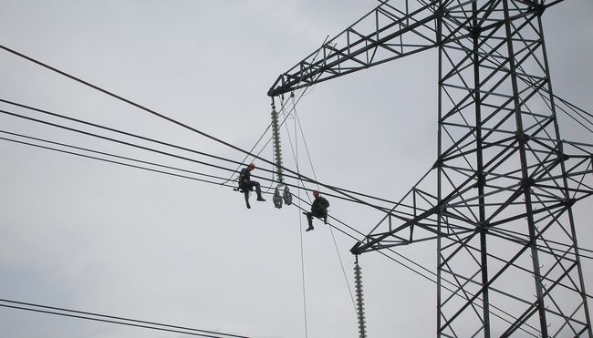 Уряд готується до всіх можливих сценаріїв через атаки на енергосистему України, – Шмигаль