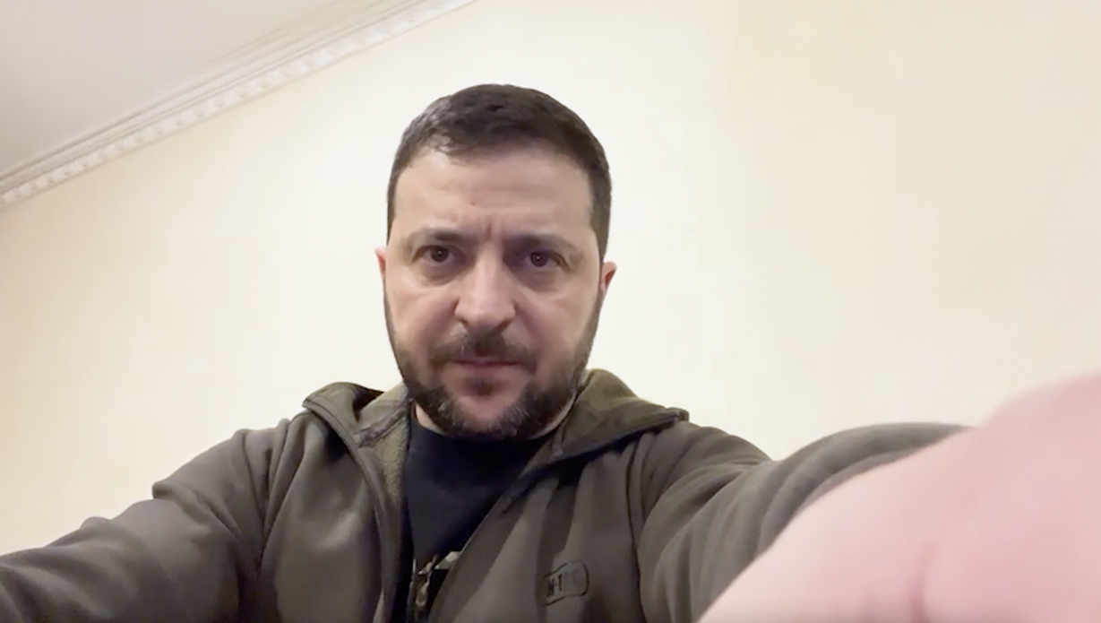 Щоб пройти зиму, ми маємо бути ще більш стійкими і ще більш єдиними, – звернення Володимира Зеленського