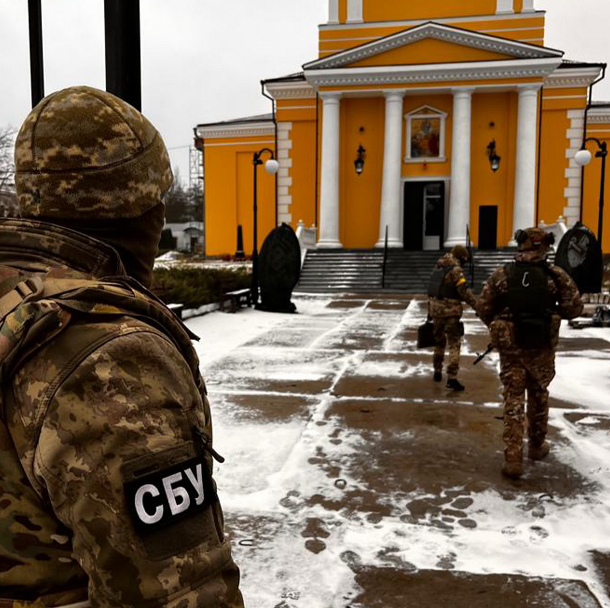 СБУ прийшла з обшуками в УПЦ МП ще у трьох областях
