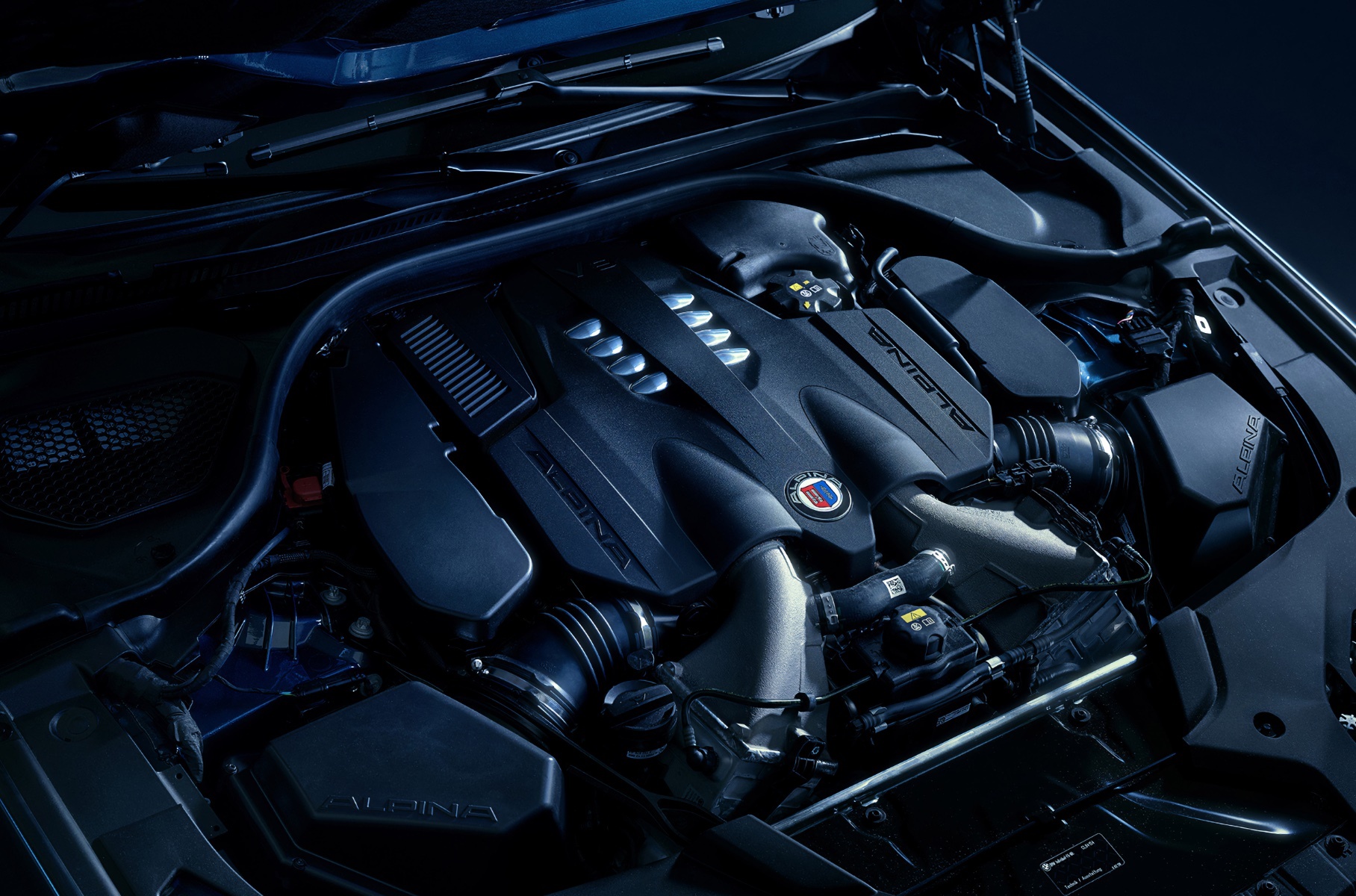 Alpina випустила потужну 634-сильну BMW 5 серії