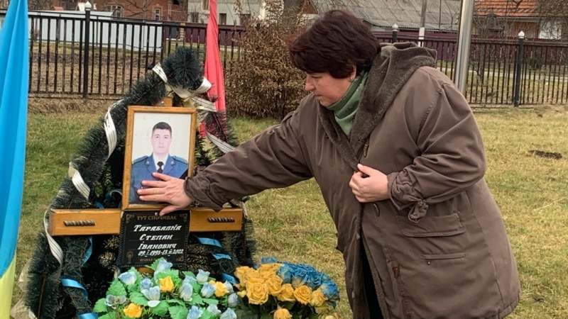 «Треба бути дуже відважним, щоб виходити проти 2-3 ворожих літаків». Історія льотчика-винищувача Степана Тарабалки