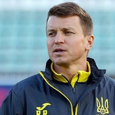 Екс-гравець збірної України: “Не розумію критиків, Ротаню зараз треба підтримка”