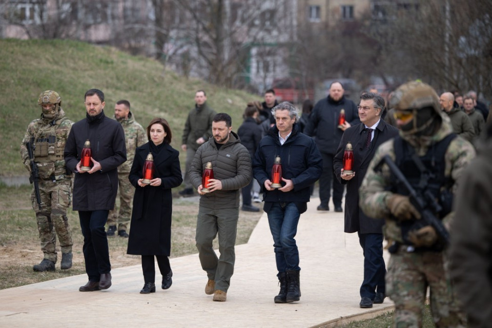 Я тут, ти тут: Прем'єр Словаччини у Києві обійняв Зеленського