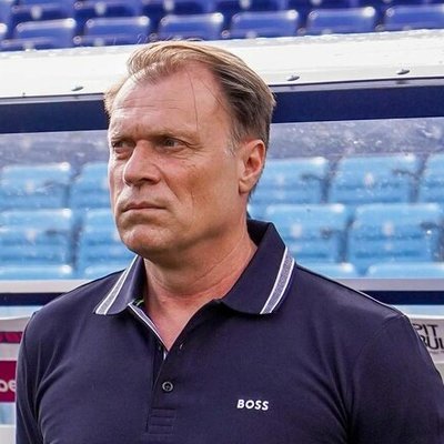 ВАН ЛЕУВЕН: «Остання гра буде вирішальною. Зоря зробить все можливе»