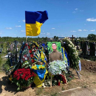 Мій молодший братик, мій Микола повернувся з полону…
