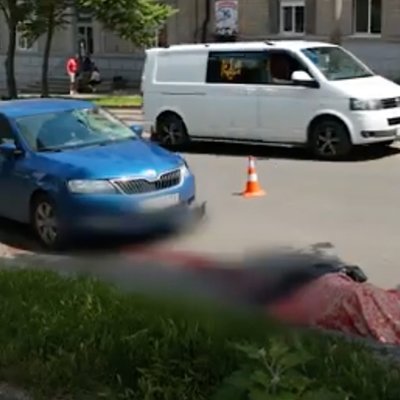 Розтрощило голову: смертельне ДТП на вулиці Грушевського у Дніпрі