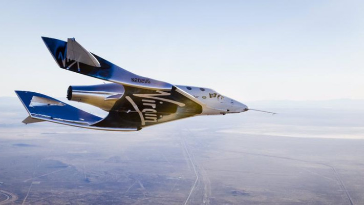 Virgin Galactic уперше відправила туристів на кордон космосу –…