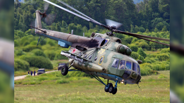 На аеродром Полтави прилетів російський гелікоптер МІ-8 та здався разом з екіпажем в полон