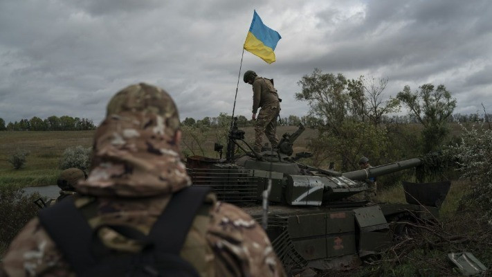 18 годин повзли мінними полями: стали відомі подробиці звільнення Роботиного