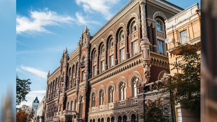НБУ надав право банкам залучати фізичних осіб-підприємців як комерційних агентів