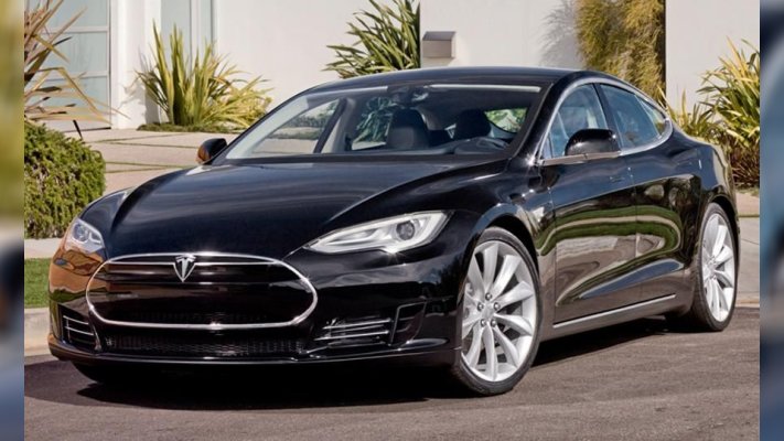 Tesla проїхала у таксі 500 000 км. Власник розкрив реальну вартість володіння електрокаром