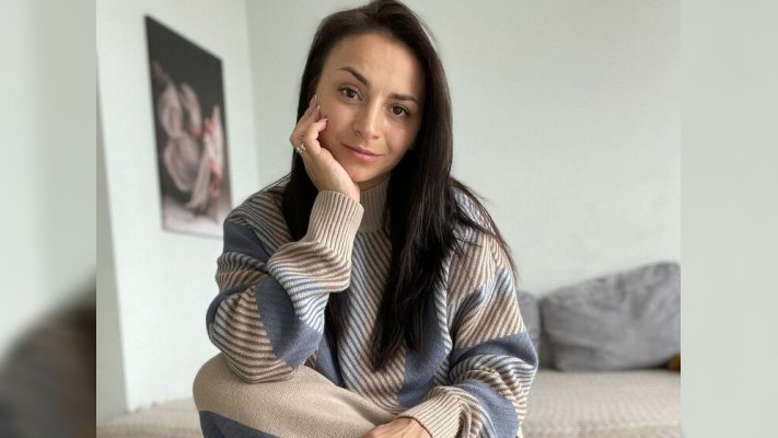 Ілона Гвоздьова назвала суму, яку заплатила за збільшення грудей