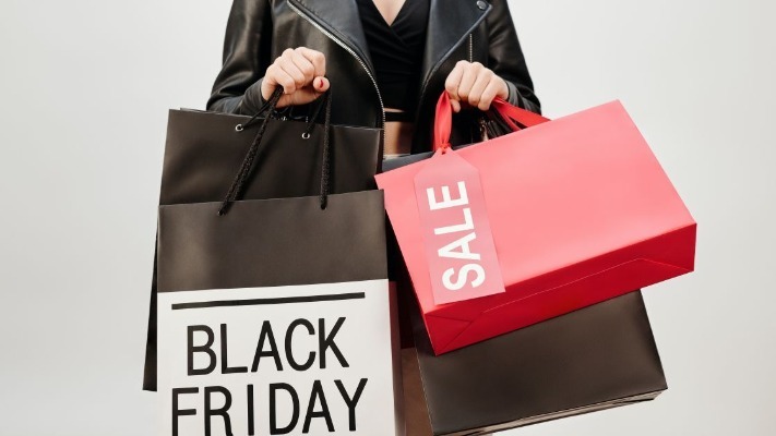 Чорна п'ятниця (Black Friday) - що це таке та коли відбувається.