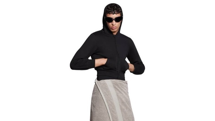 Balenciaga представила спідницю-рушник за $925