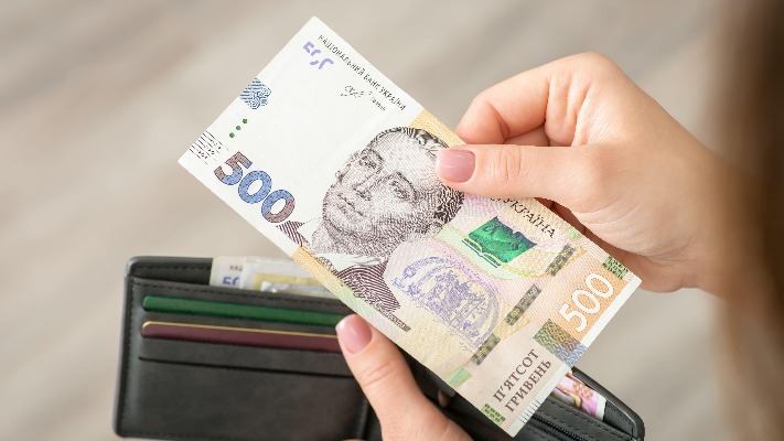 Якою буде мінімальна зарплата у 2024 році