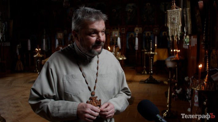 «Комуністи, більшовики та інша нечисть подарували Діда Мороза». Кременчуцький протоієрей розповів, чому святий Миколай важливий не лише дітям