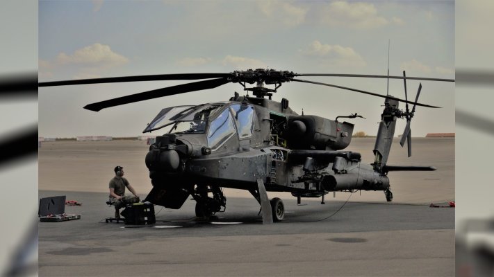 Гелікоптери, літаки F – 18 та дрони: Київ просить у США про постачання нового озброєння
