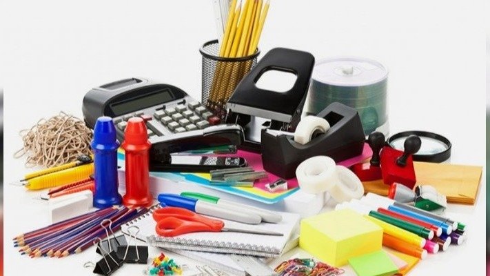Збираємо співробітника в офіс: мінімальний перелік канцелярського приладдя для будь-якого персоналу