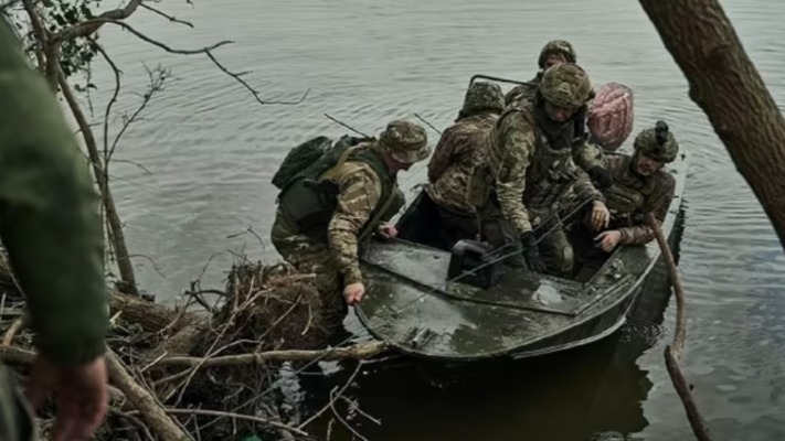 Кринки: Шойгу обманув Путіна. Деталі про дії російської армії на Лівобережжі