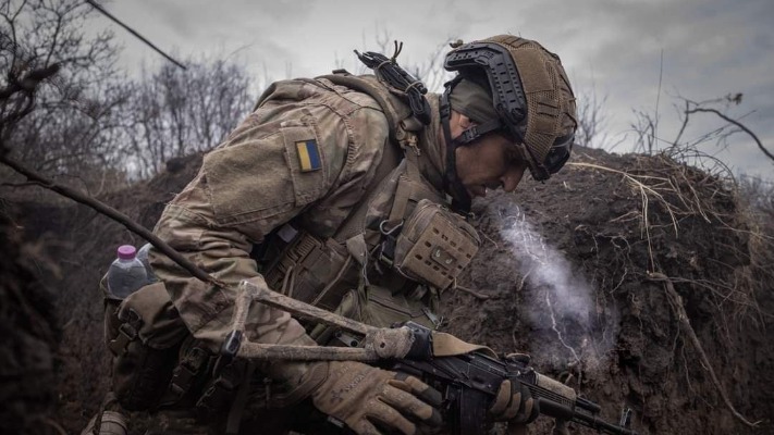 Ситуація на фронтах. Після Авдіївки росіяни намагаються просуватися, поки ЗСУ бракує боєприпасів – Том Купер