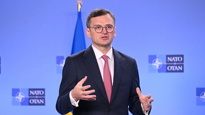 Кулеба звернувся до українців за кордоном
