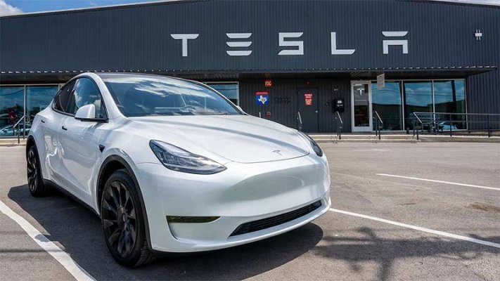 Компанія Tesla може зіткнутися з черговим падінням продажів автомобілів
