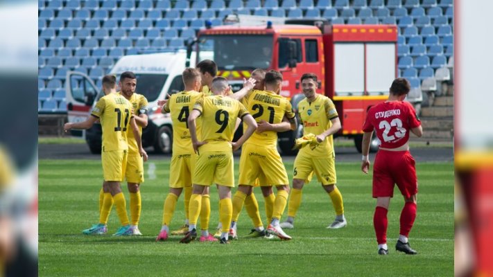 Буковина залишилася без основних півзахисників