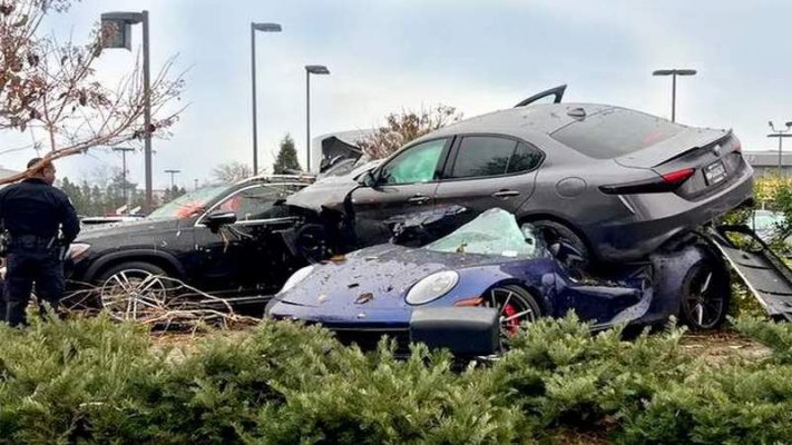 Власник новенької Alfa Romeo здав її в автосервіс, а там машину перетворили на купу брухту (ФОТО)