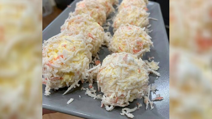 Смачна закуска «Рафаелло»