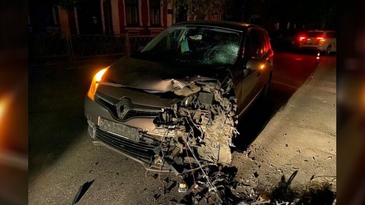 В Умані, що на Черкащині, легковик під час повороту збив мотоцикліста (ФОТО)