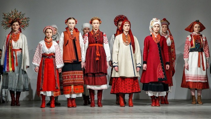 Національний український одяг - не тільки вишиванки: що носили українці в давнину