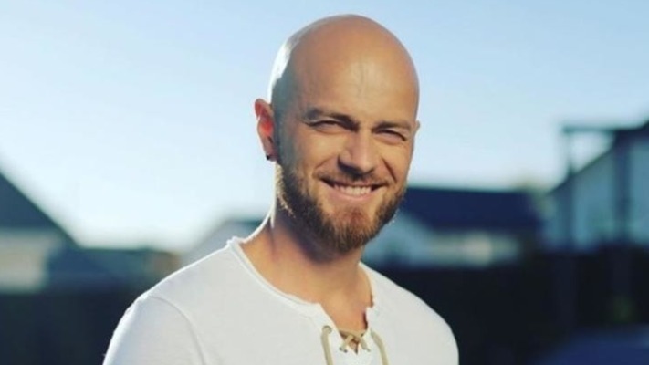 Зрадник Влад Яма натякнув на повернення в Україну