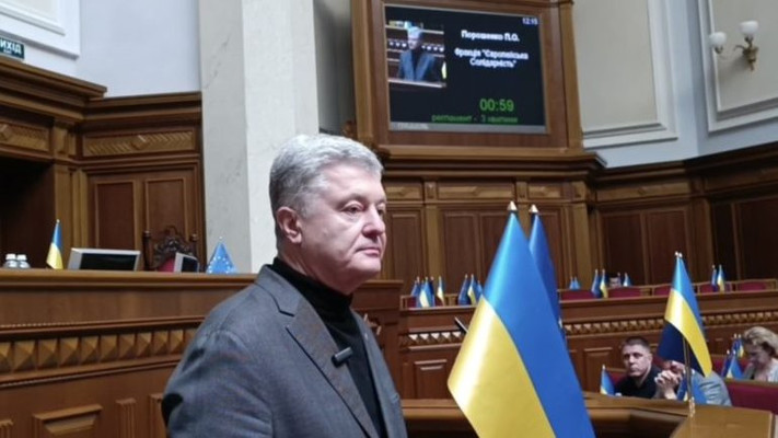  Порошенко закликав журналістів оприлюднити прізвища депутатів, які підтримують Московський Патріархат в Україні 