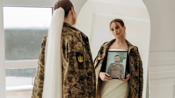 Фотосесія нареченої в памʼять про загиблого коханого захисника Віталія Малюка