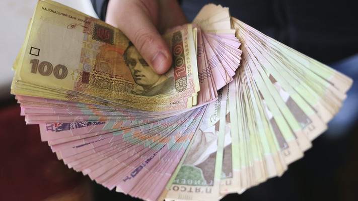 Яким буде рівень зарплат в Україні у 2025 – 2027 роках: прогноз Кабміну