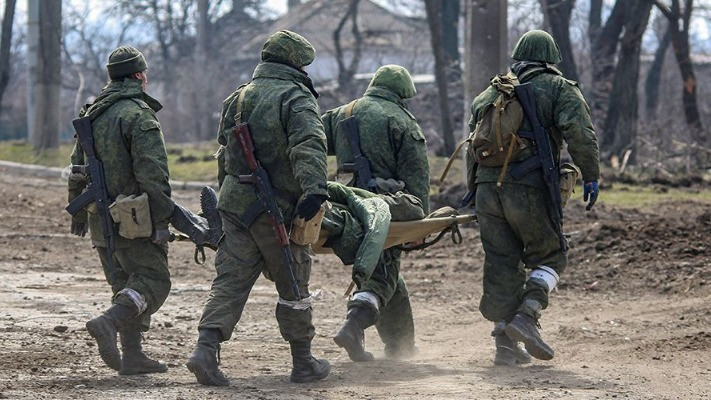 Поранених російських солдатів знову кидають в бій: тактика м'ясних штурмів та зневага до піхотинців
