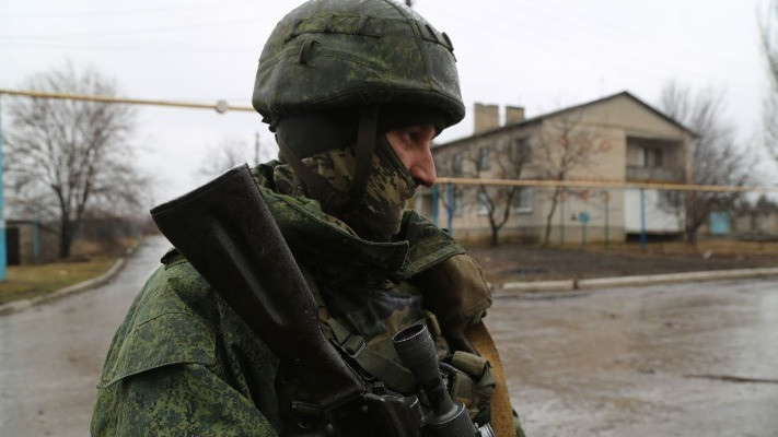 На росії заборонили своїм військовим користуватись краденою технікою через страх відстеження