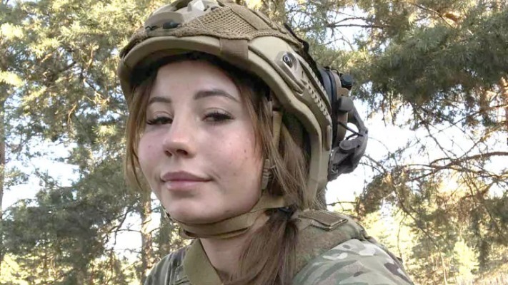 Мисливиця на орків: 22-річна Ірина Шумік вистежує та бомбить ворога