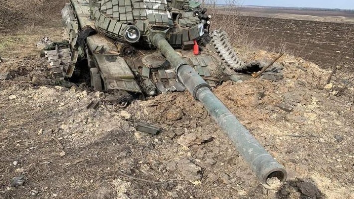 The Economist: на Росії закінчуються запаси танків і артстволів радянських часів