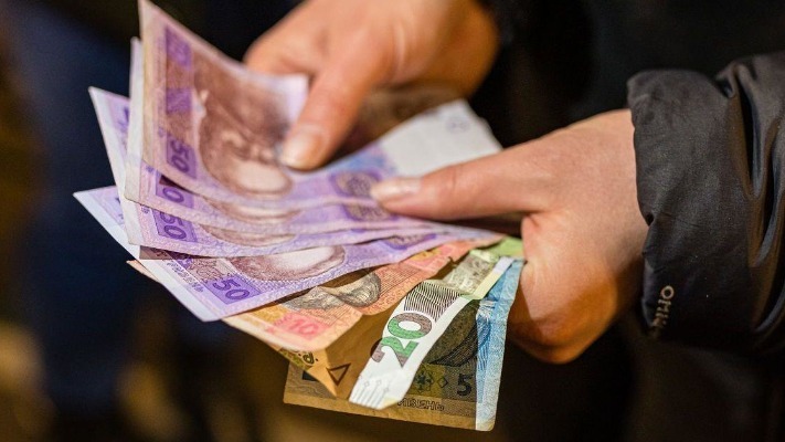 Пенсія понад 10 тисяч грн: скільки українців отримують такі виплати