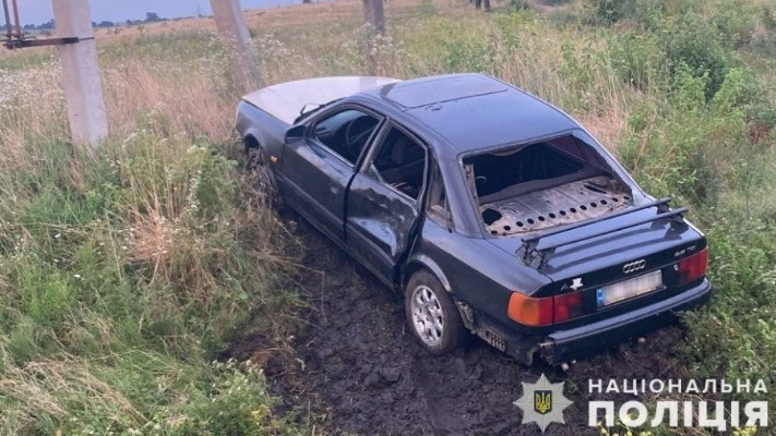 Водій на смерть збив пенсіонерку, яка переводила корову через дорогу