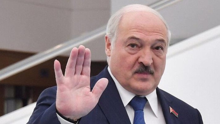 Колишній білоруський дипломат викрив головний страх Лукашенка: 2025 рік – критичний