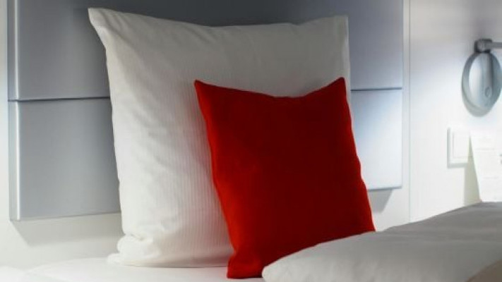 Як часто потрібно міняти постільну білизну: вчені дали рекомендації