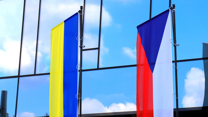 Президент Чехії дозволив кільком десяткам громадян долучитися до ЗСУ