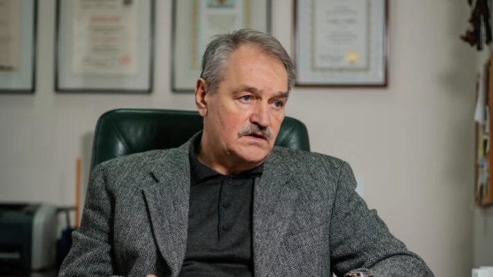 Сексизм під прикриттям науки: що не так із аксіомами щастя від психіатра Олега Чабана