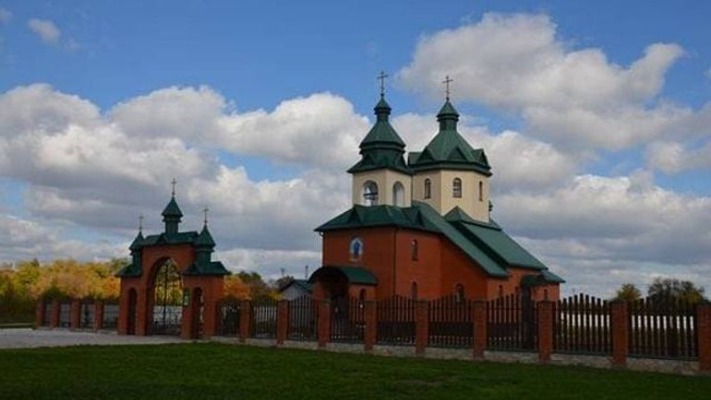 Дорога до єдності: ще одна відома громада перейшла до ПЦУ