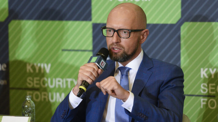 Україна заплатила сотнями тисяч життів, які ще компроміси?, – Яценюк на Times Radio