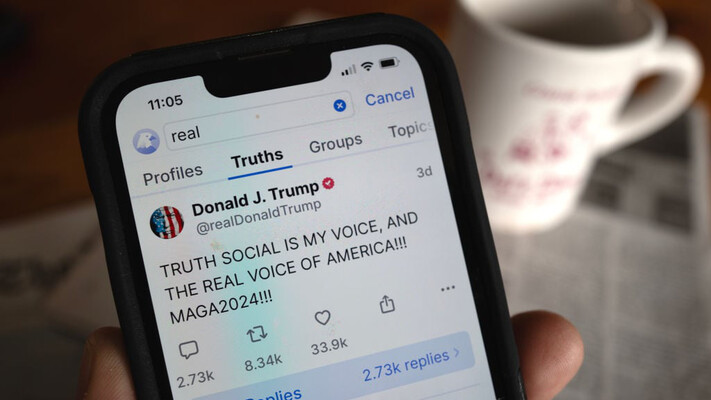 У МЗС закликали відкрити українцям доступ до соцмережі Трампа