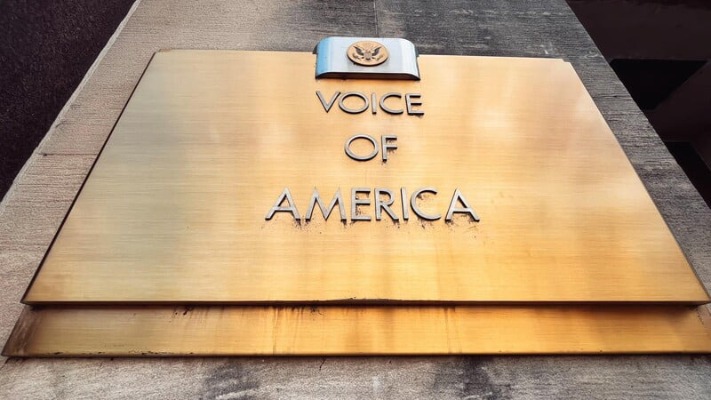 У США зупинили роботу «Голосу Америки» через масштабні відсторонення журналістів